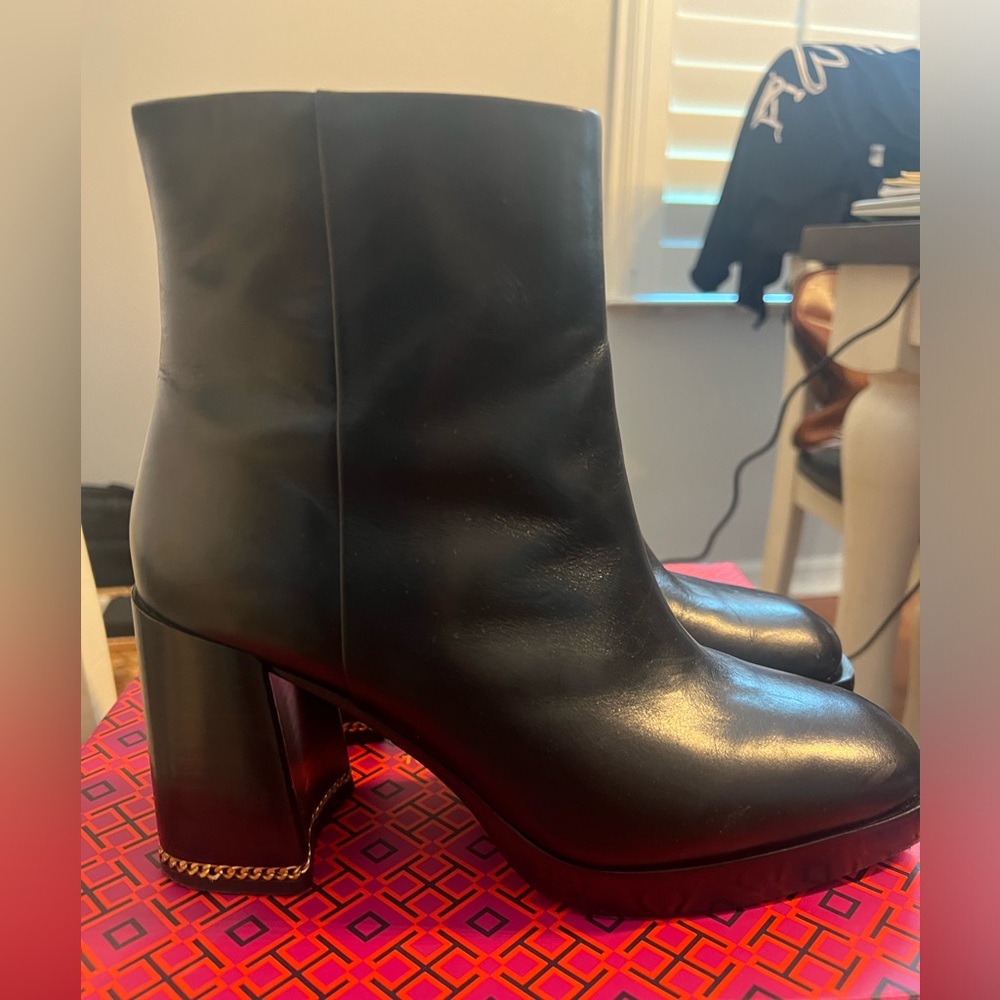 Tory Burch Perfect Black Ruby 90MM Bootie, size 7.5, used